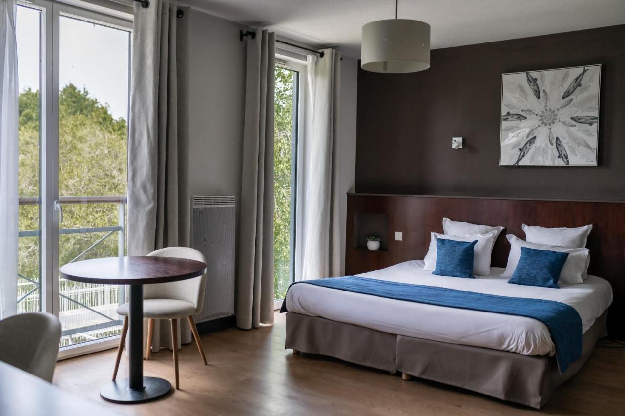 Domaine De Cice-Blossac, Resort Spa & Golf Брюз Экстерьер фото