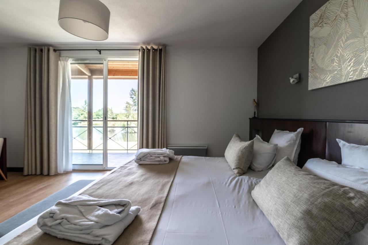 Domaine De Cice-Blossac, Resort Spa & Golf Брюз Экстерьер фото